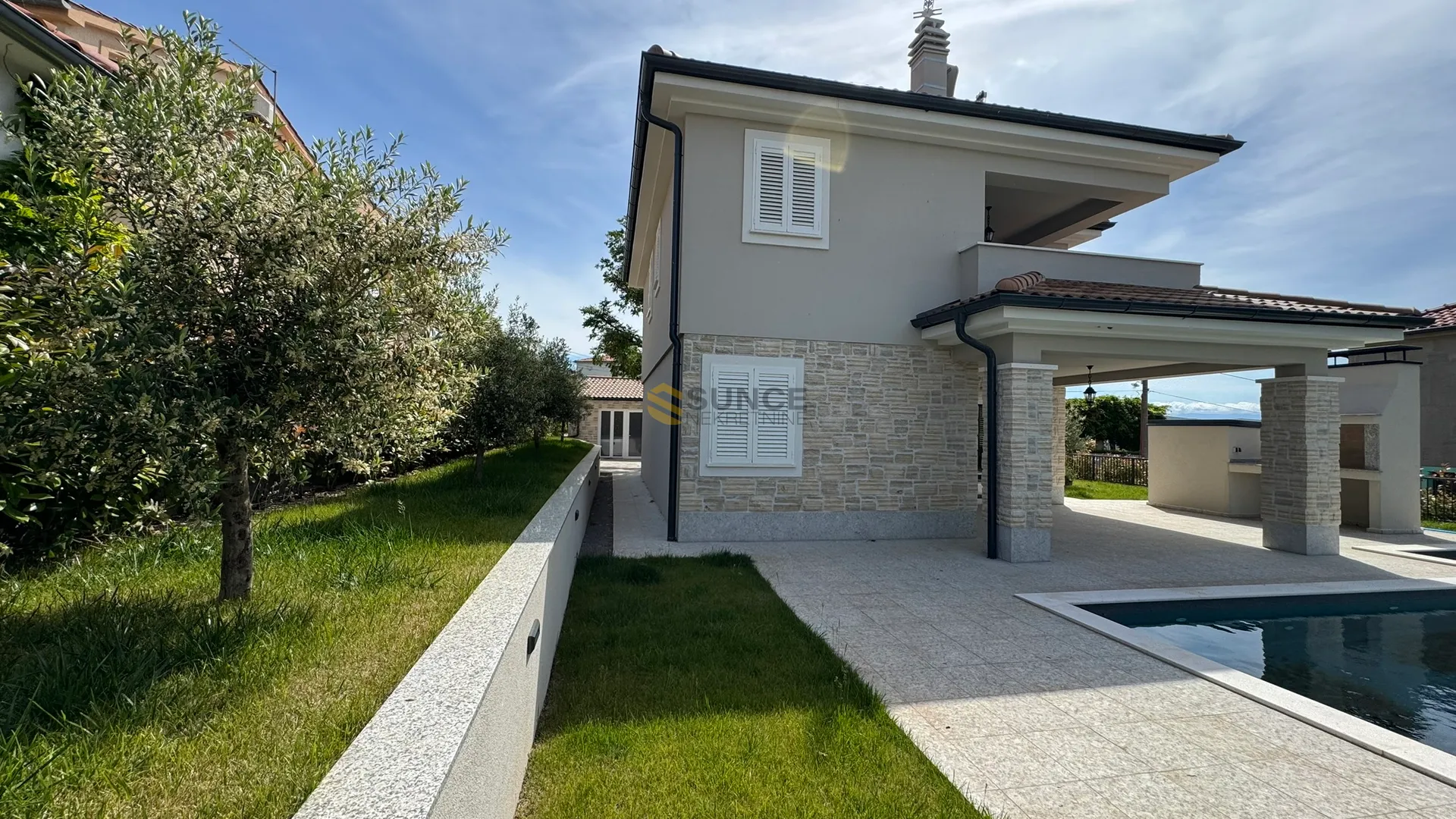 otok krk, okolica vrbnika, prekrasna nova vila s grijanim bazenom i uređenom okućnicom! - slika 6
