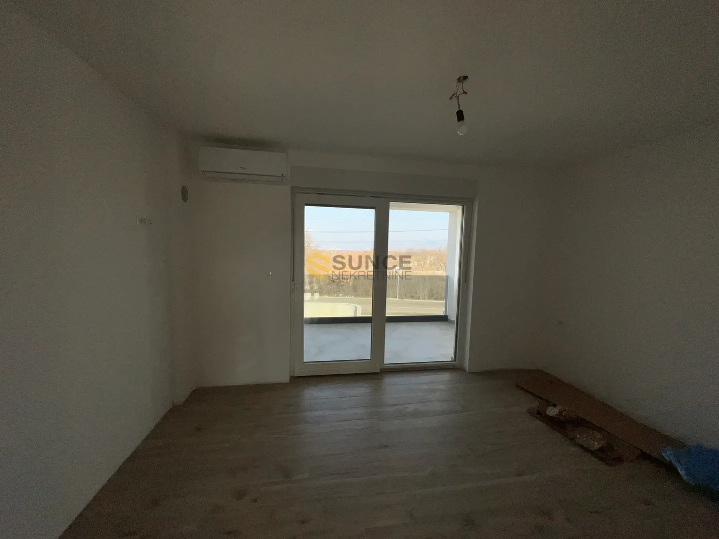 novo! otok krk, malinska, samostojeća vila s pogledom na more! - slika 11
