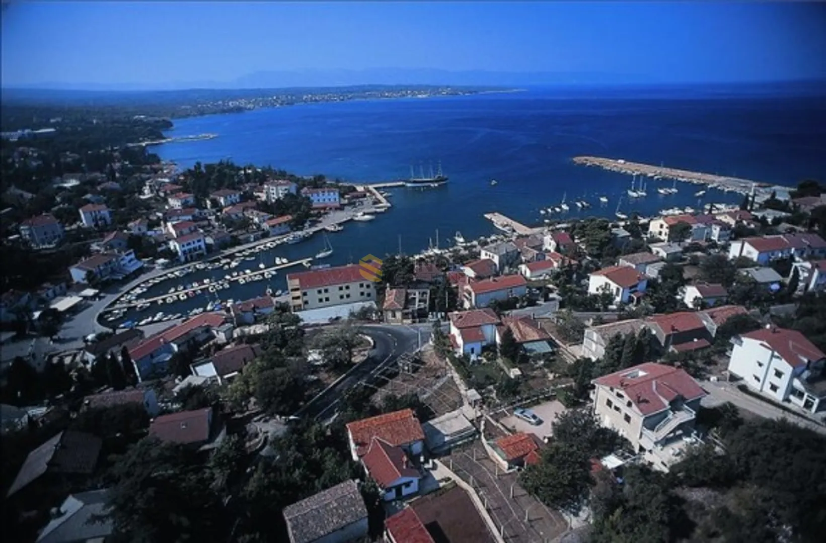 Malinska građevinski teren blizu centra i plaže! - Malinska, Malinska-Dubašnica