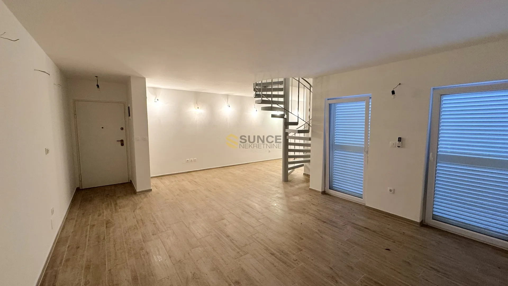 malinska, dvoetažni apartman od 88 m2 na odličnoj poziciji! - slika 3
