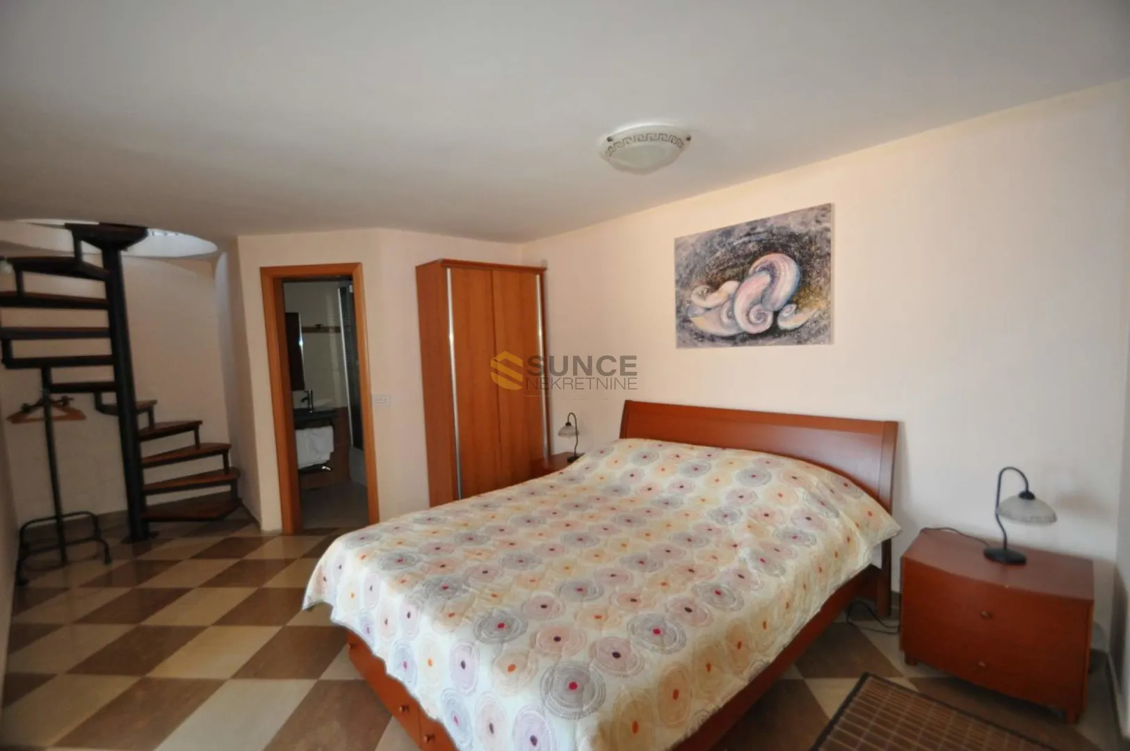 vrbnik, prekrasna kamena kuća na litici iznad mora s panoramskim pogledom! - slika 11