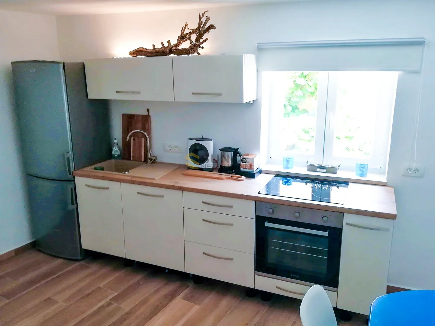 baška ,centar, adaptirana starina sa dva apartmana na 80m od mora! - slika 15