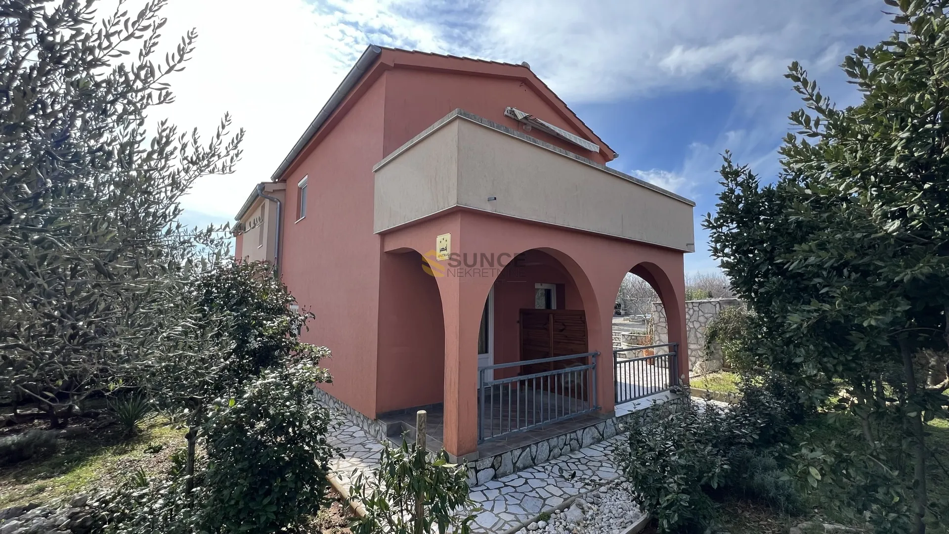 otok krk ,prodaja, samostojeća kuća za odmor s pet apartmana na lijepoj i mirnoj poziciji! - slika 9