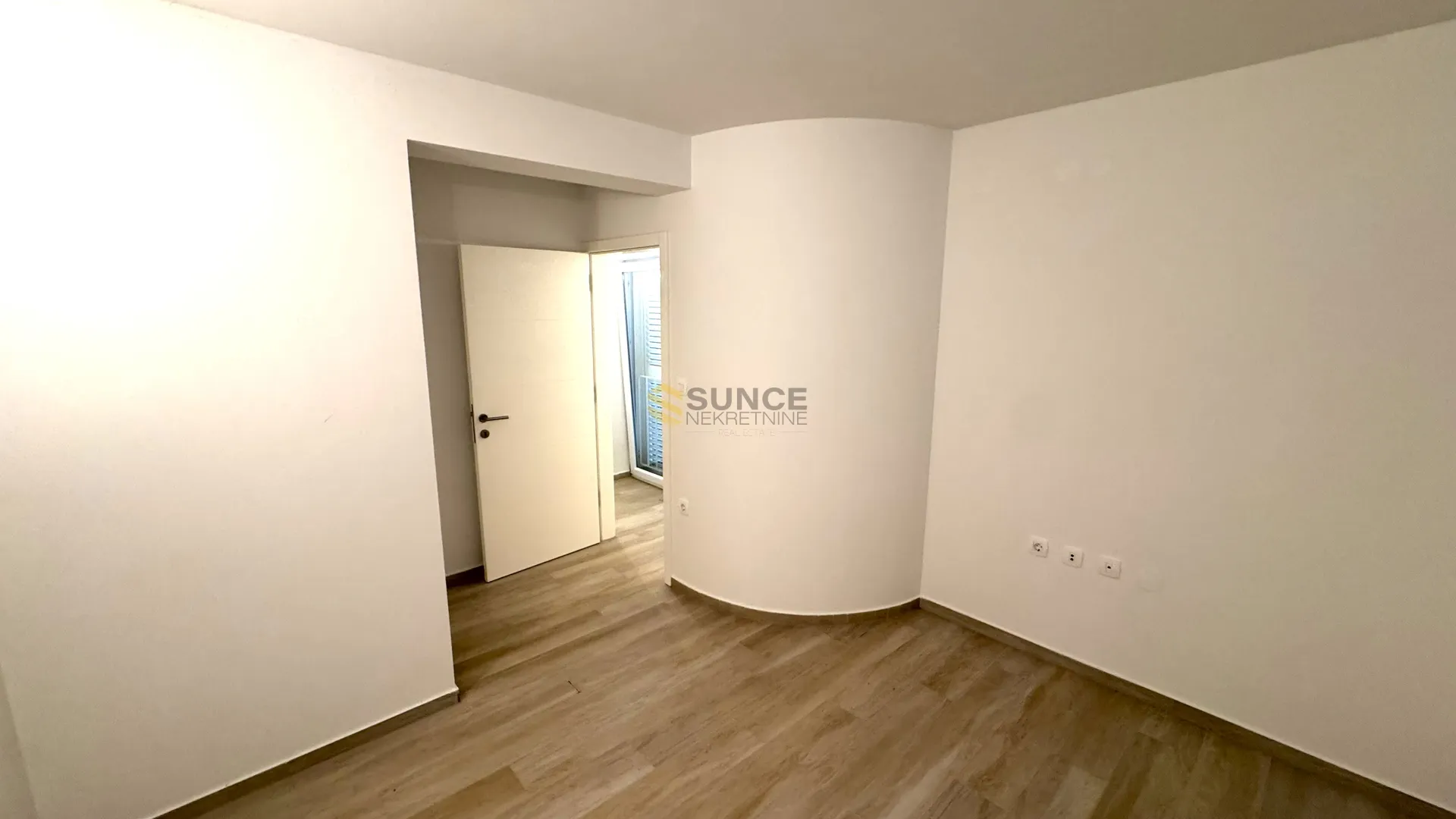 malinska, dvoetažni apartman od 88 m2 na odličnoj poziciji! - slika 5