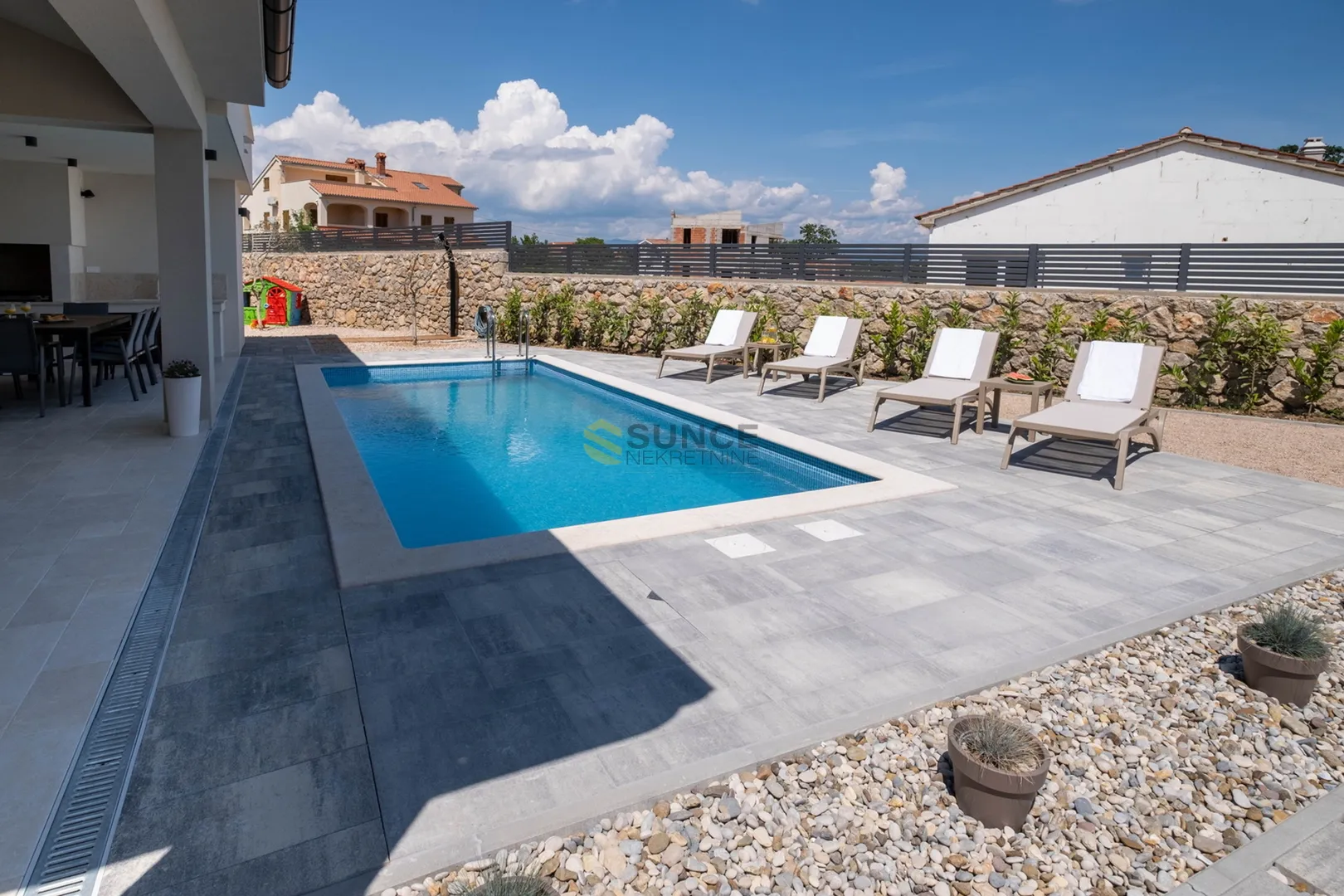 otok krk, prekrasno namještena vila s bazenom na lijepoj i mirnoj lokaciji! - slika 25
