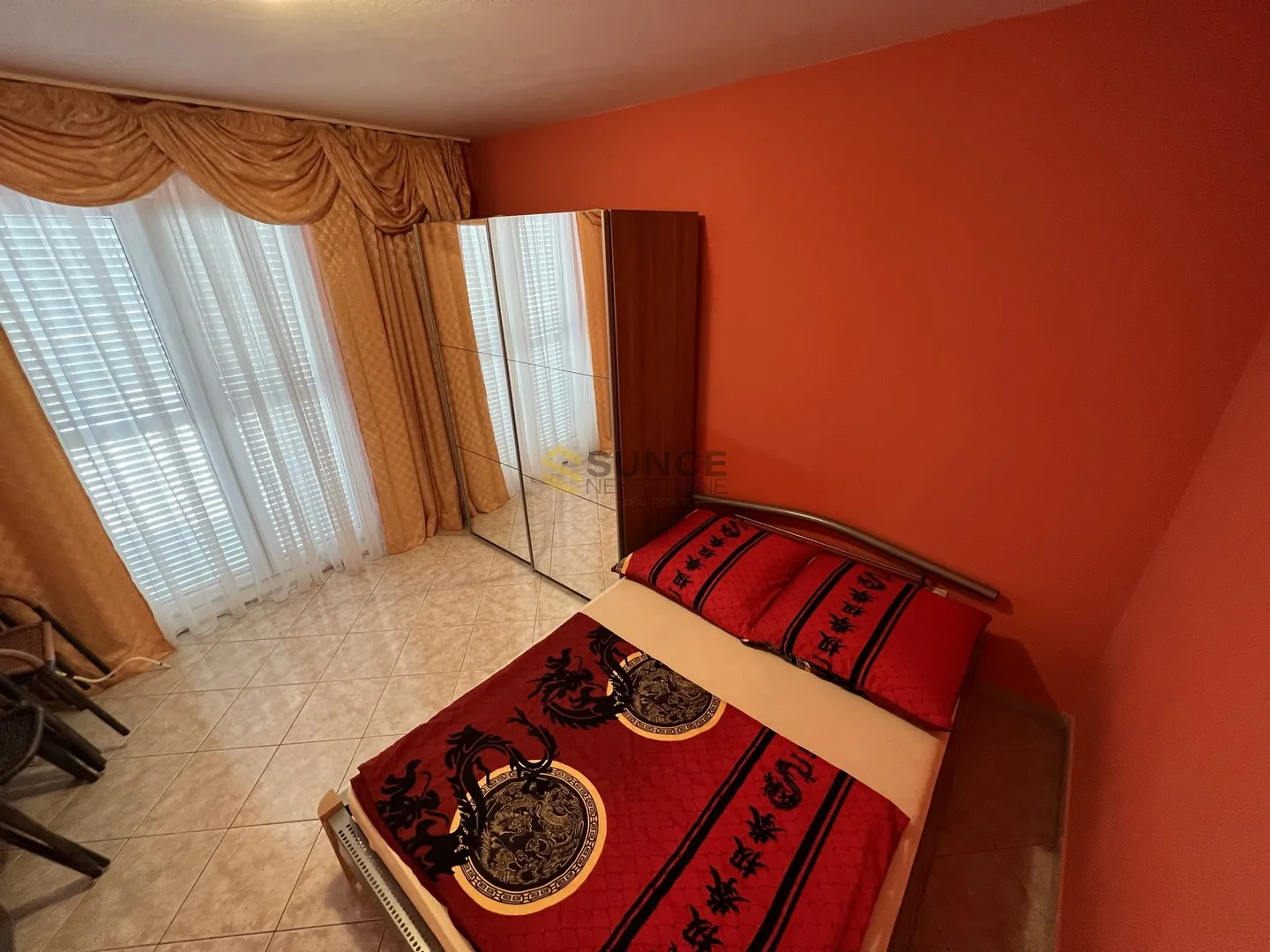 otok krk, samostojeća kuća od 300m2 s četiri i apartmana na lijepoj poziciji! - slika 6
