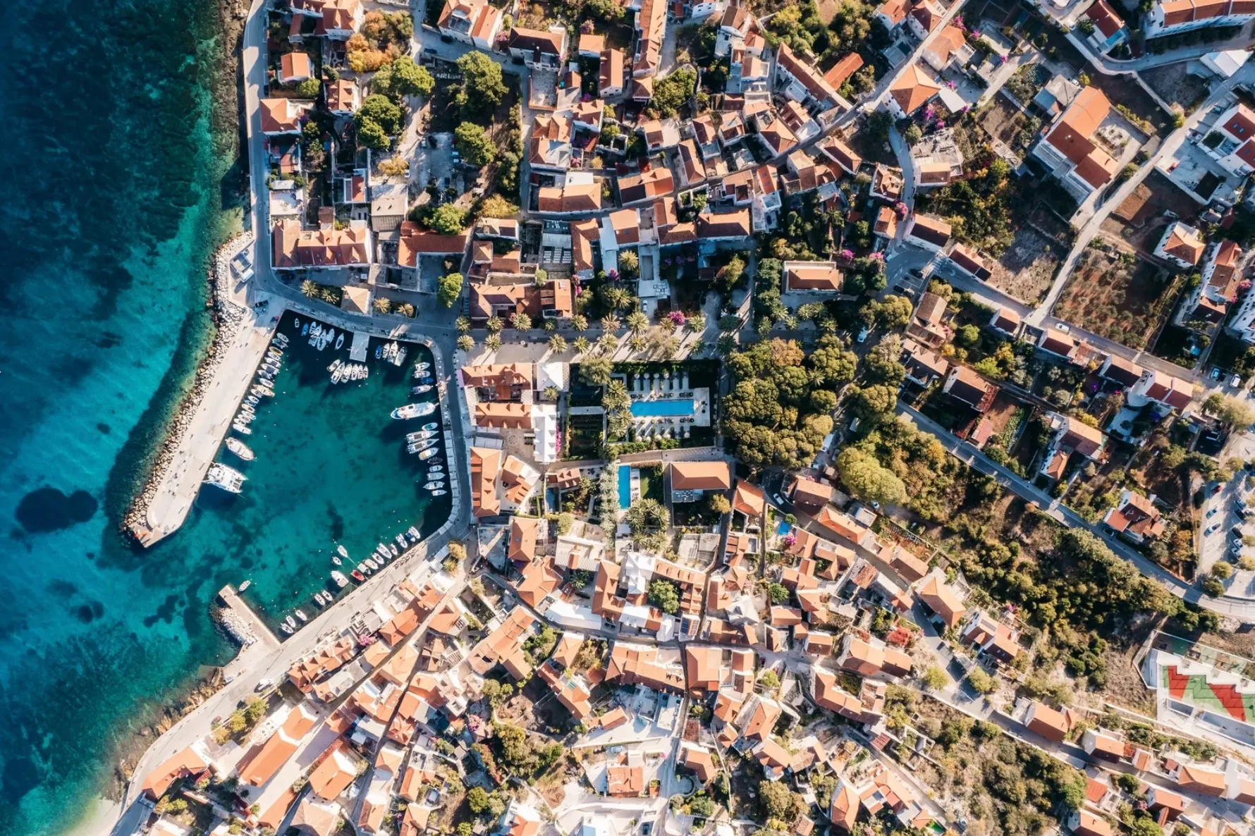 građevinska parcela sutivan pogled na more, tri minute hoda od plaže - slika 3