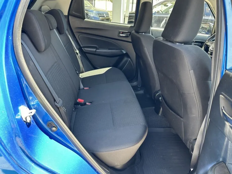 suzuki swift 1,0 hyb glx elegance od 1. vl - hr auto - nema prijenosa - slika 13