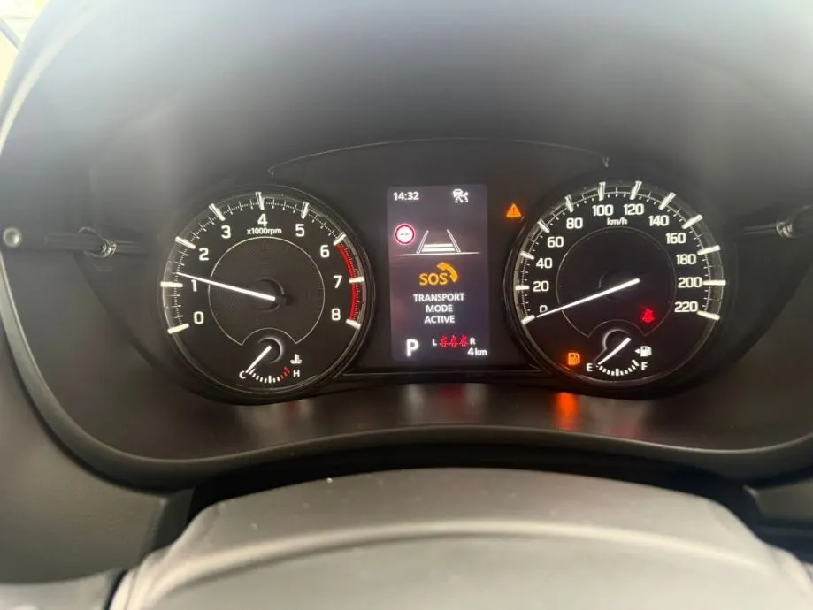 suzuki swift 1,2 hyb gl+ premium 2wd - slika 12