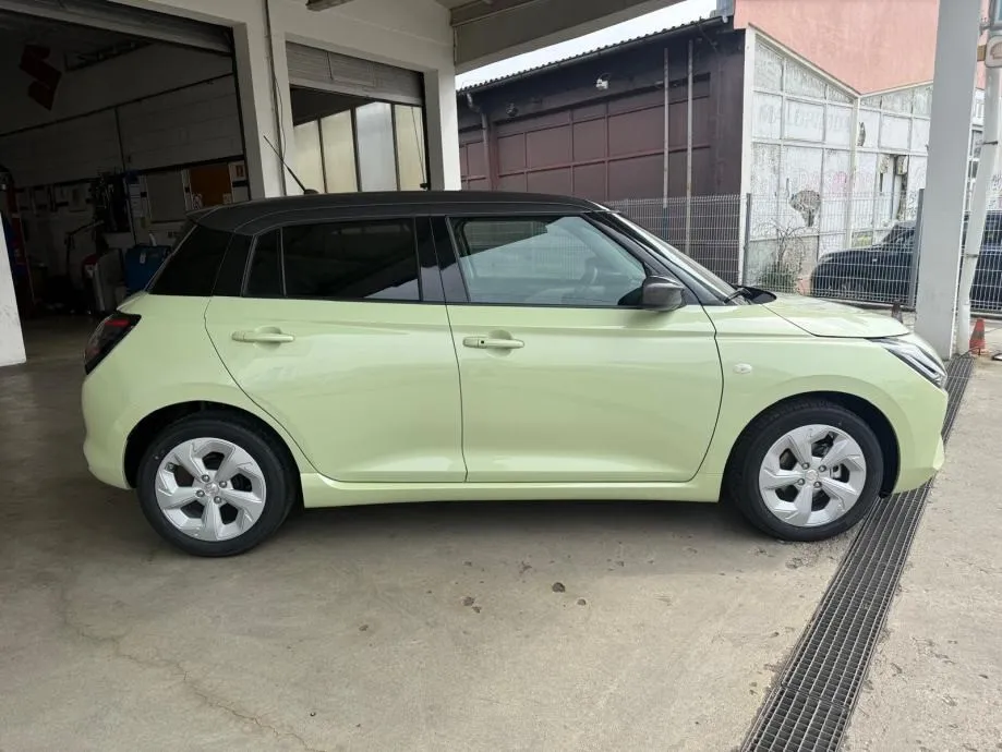 suzuki swift 1,2 hyb gl+ premium 2wd - slika 7