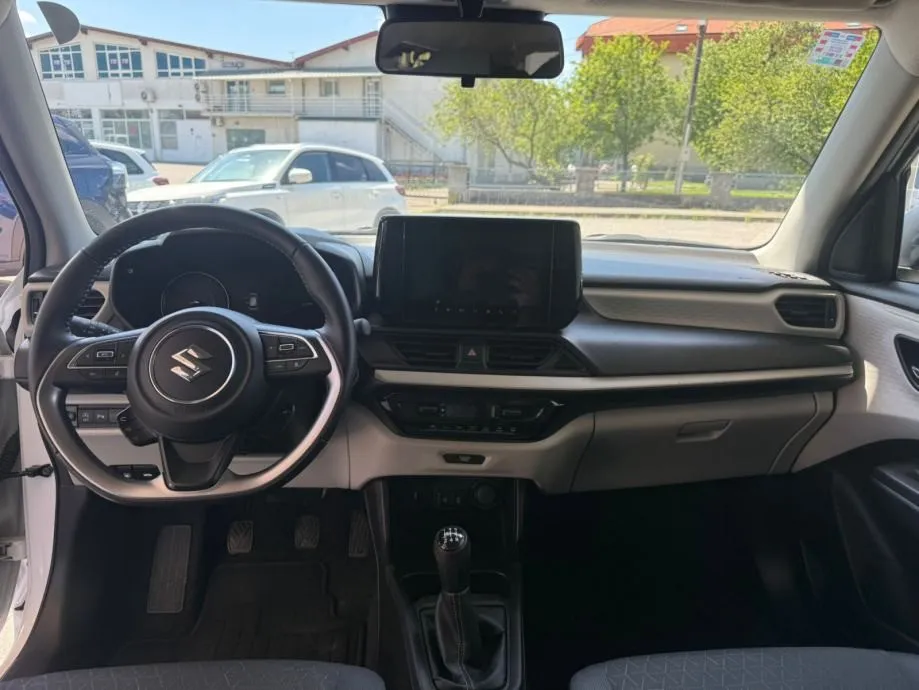 suzuki swift 1,2 - slika 11