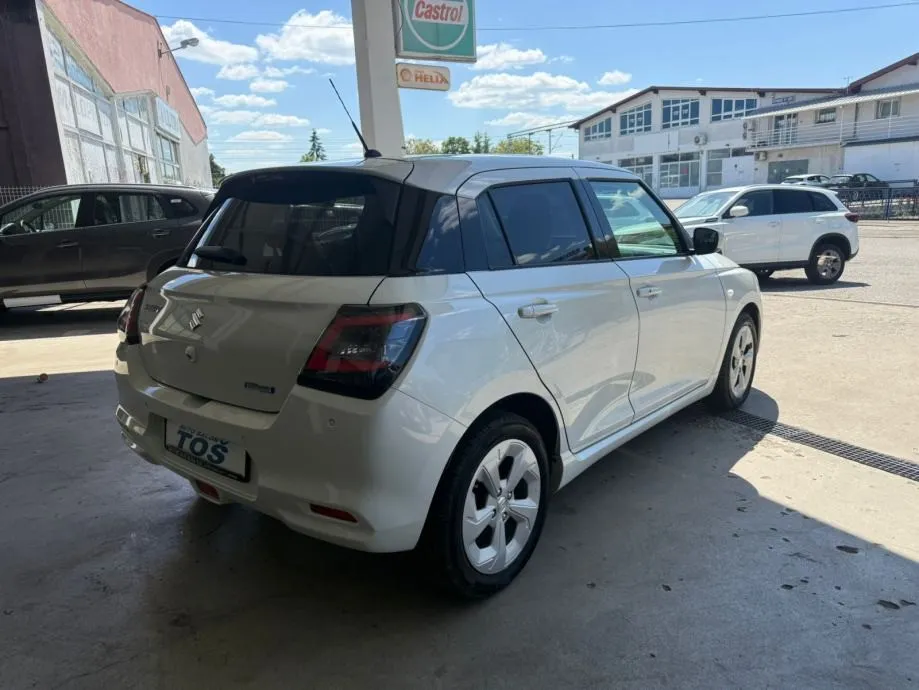 suzuki swift 1,2 - slika 6