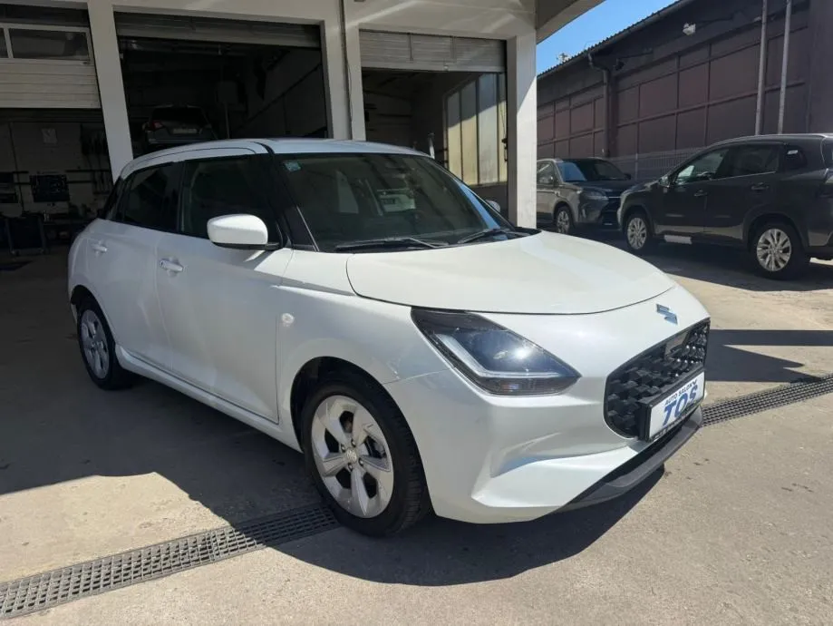 suzuki swift 1,2 - slika 8