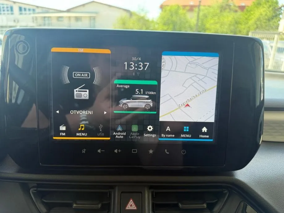 suzuki swift 1,2 - slika 12