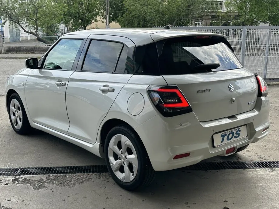 suzuki swift 1,2 hybrid gl+ premium 2wd - dostupno odmah!!! - slika 4
