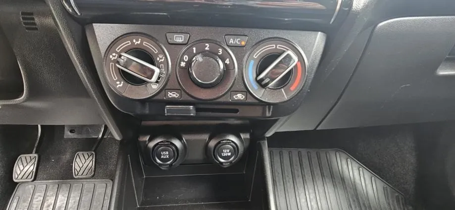 suzuki swift 1,2 4x4 - slika 9
