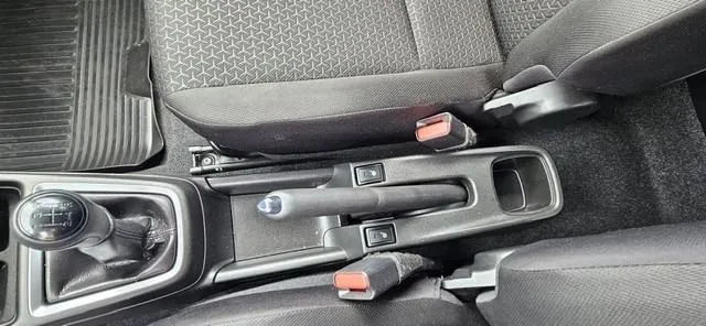 suzuki swift 1,2 4x4 - slika 11