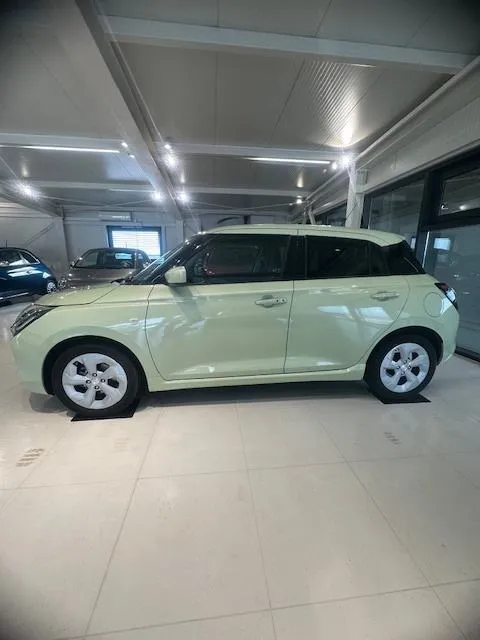 suzuki swift 1,2 gl+ premium - dostupno odmah! - slika 3