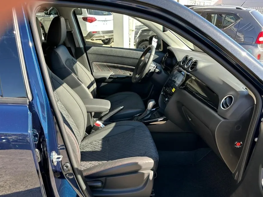 suzuki vitara 1,4 hyb a/t glx "black edition" 2wd - slika 13