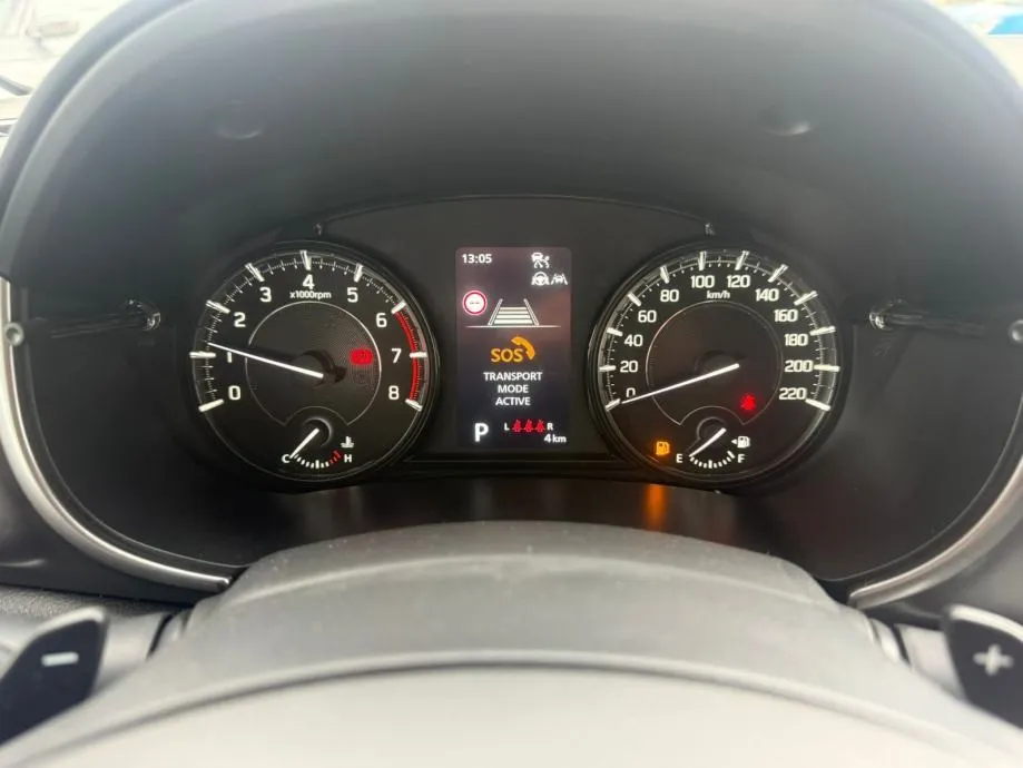 suzuki vitara 1,4hyb gl+ premium at 2wd - slika 13
