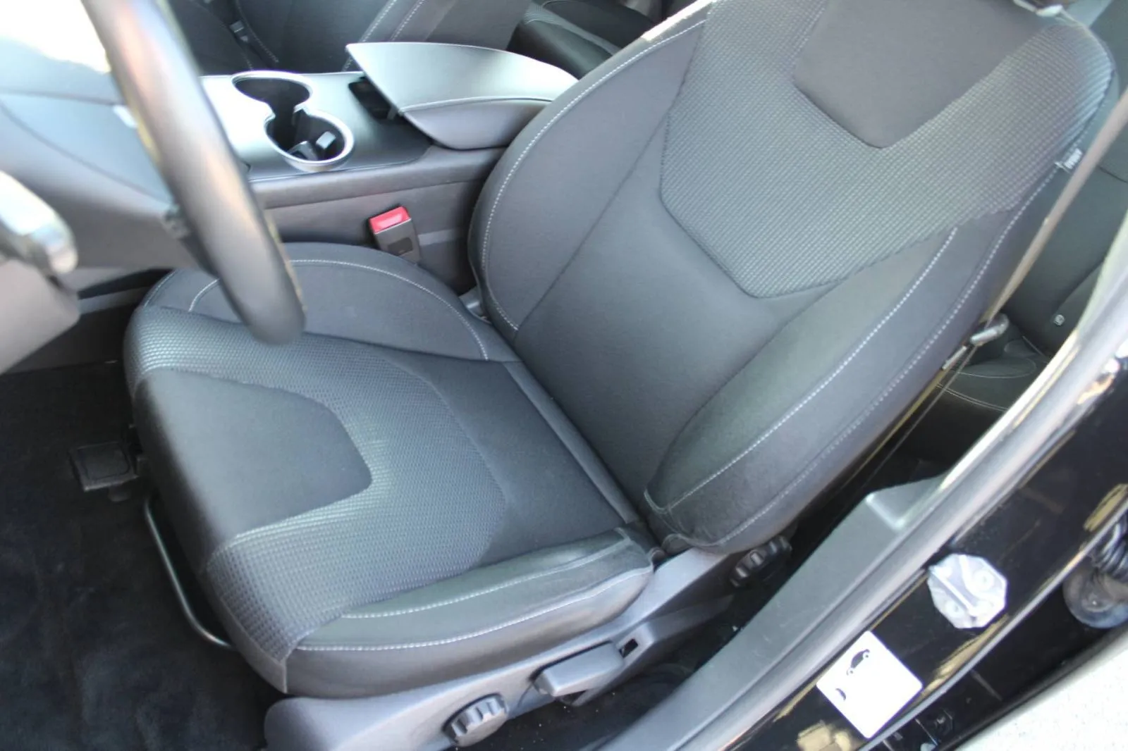 ford mondeo karavan 2.0 tdci automatik titanium - slika 10