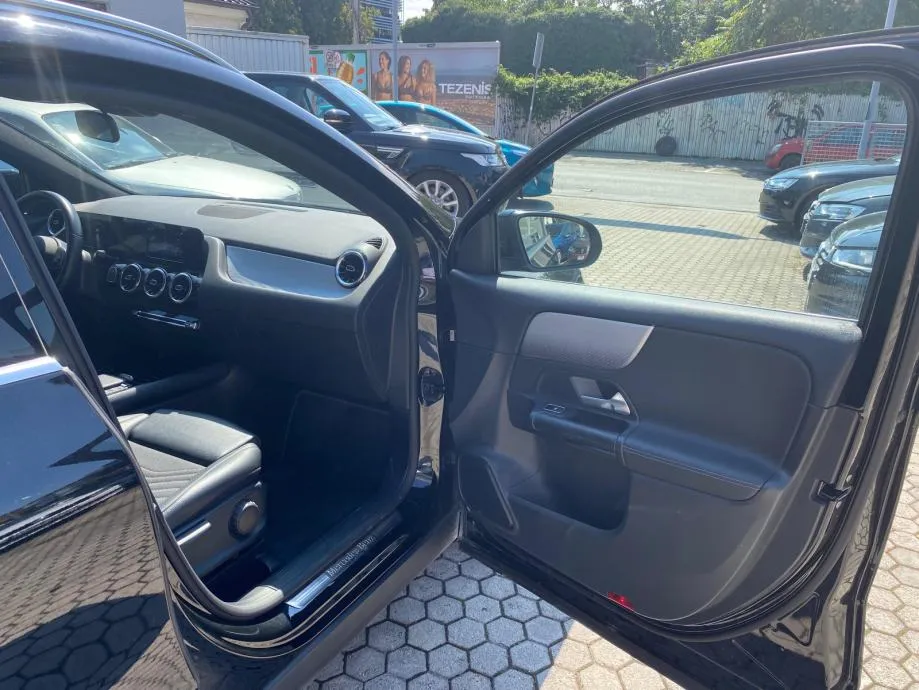 mercedes-benz gla 200d 4matic 4xgarancija - slika 16
