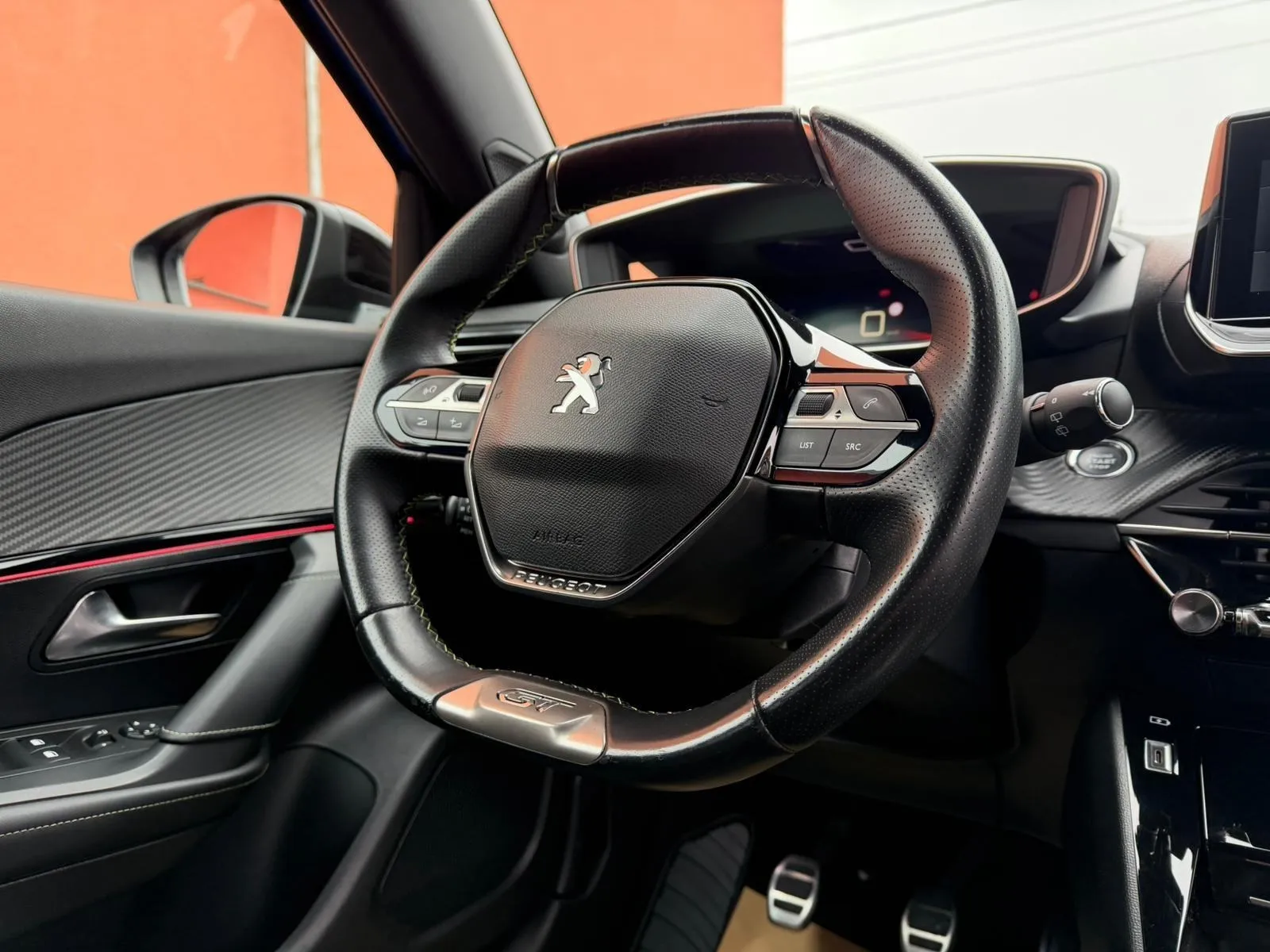 peugeot 2008 1.2 puretech •2021•gt line•kamera•leasingbezučešća• - slika 12