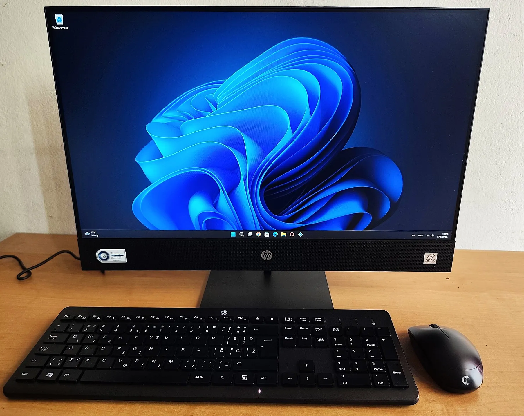 23,8" ips fhd, i5-10500t, 16gb ddr4, 256gb ssd, uhd 630, windows 11 - slika 5