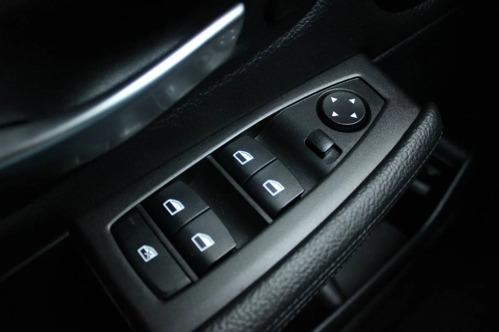 bmw serija 2 218i gran tourer automatik *led, navigacija* - slika 18
