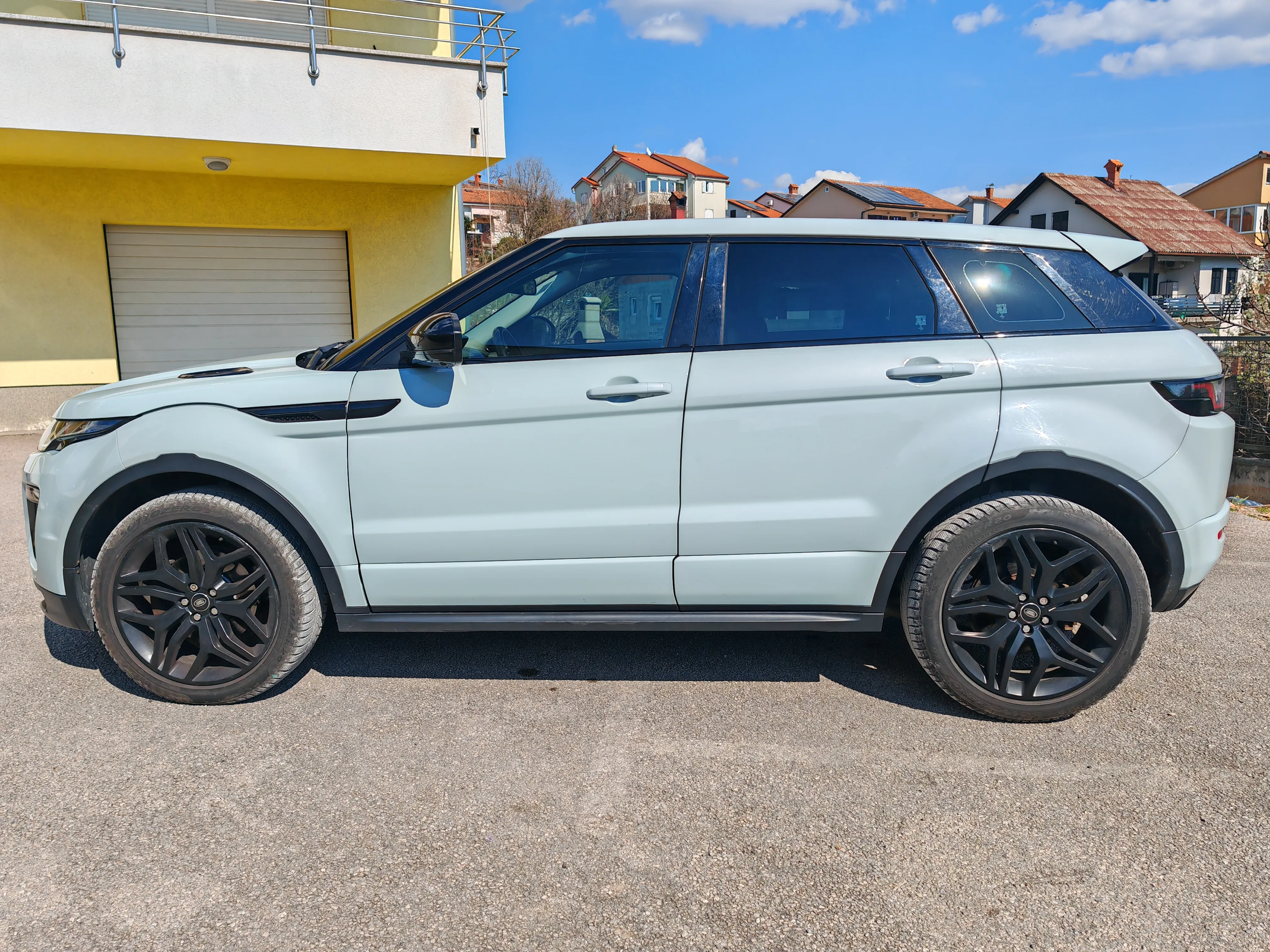 range rover evoque hse dynamic automatik - slika 3