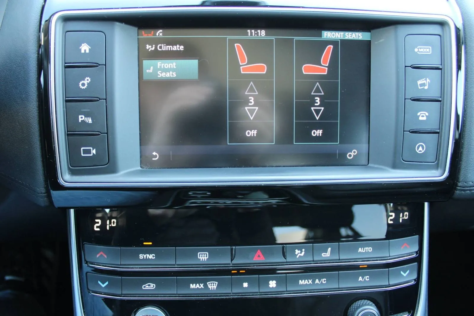 jaguar xe 2.0d awd automatik - slika 22
