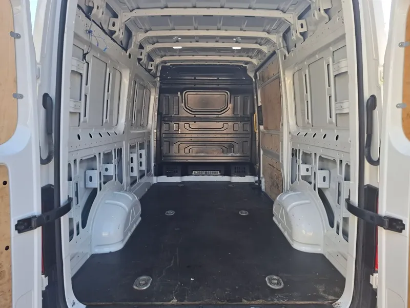 volkswagen crafter 2.0 tdi*177ks*klima*navigacija* - slika 6