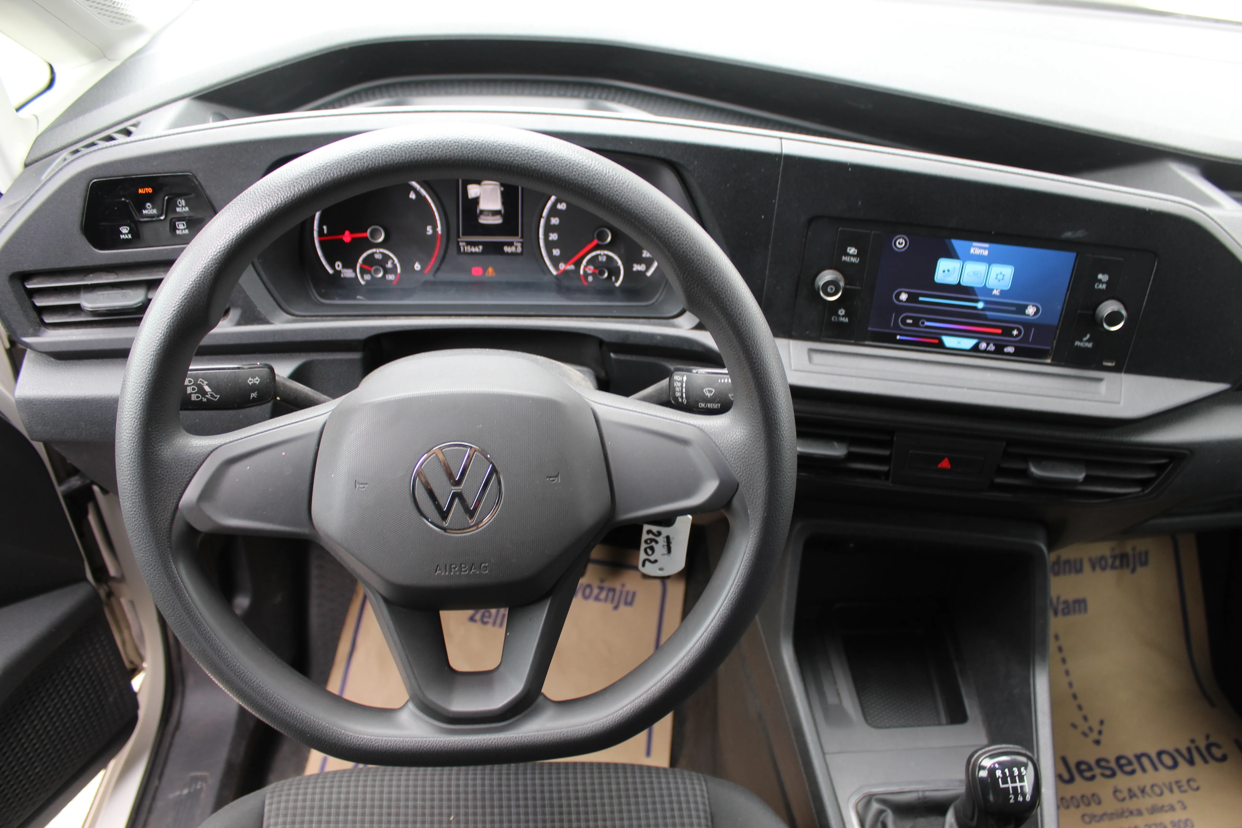 13224 vw caddy cargo maxi 2.0 tdi - slika 9