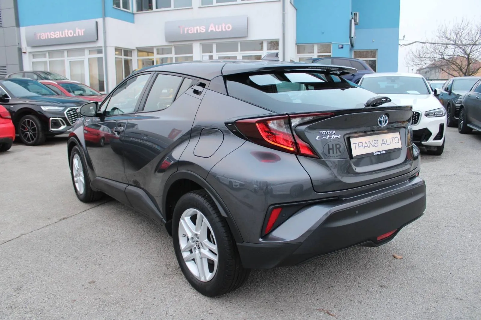 toyota c-hr 1.8 hybrid automatik *led, navigacija, kamera* - slika 7