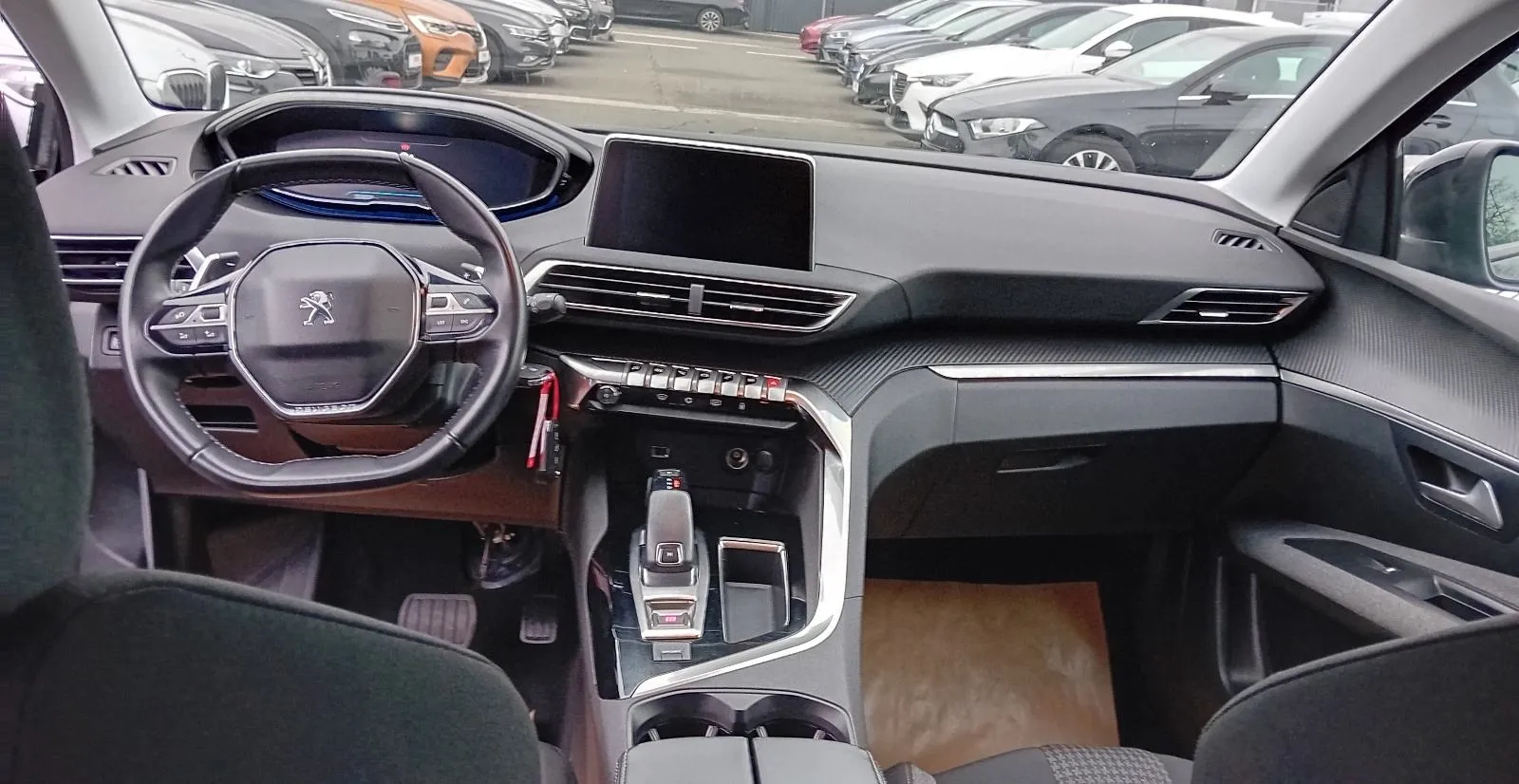 peugeot 3008 1,6 bluehdi automatik,do 2 godine jamstva,u sustavu pdv-a - slika 3