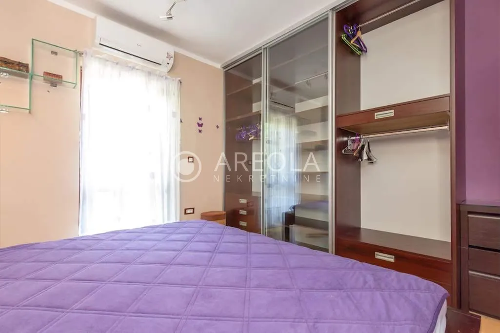 split, firule - dvosoban stan s pogledom na more, 100 m2 - slika 13