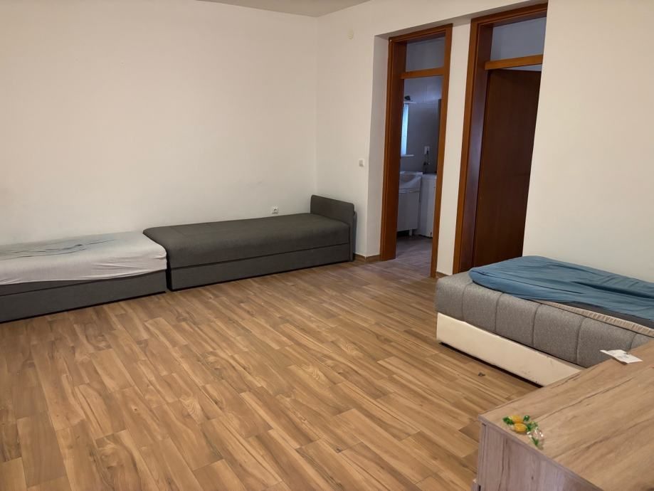 kuća sa 4 stana: osijek, livana, 350m2 - slika 10