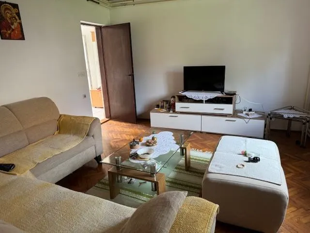 654. vukovar, zelena 74, obiteljska kuća u ključ 179 m2, ok 484 m2 - slika 12