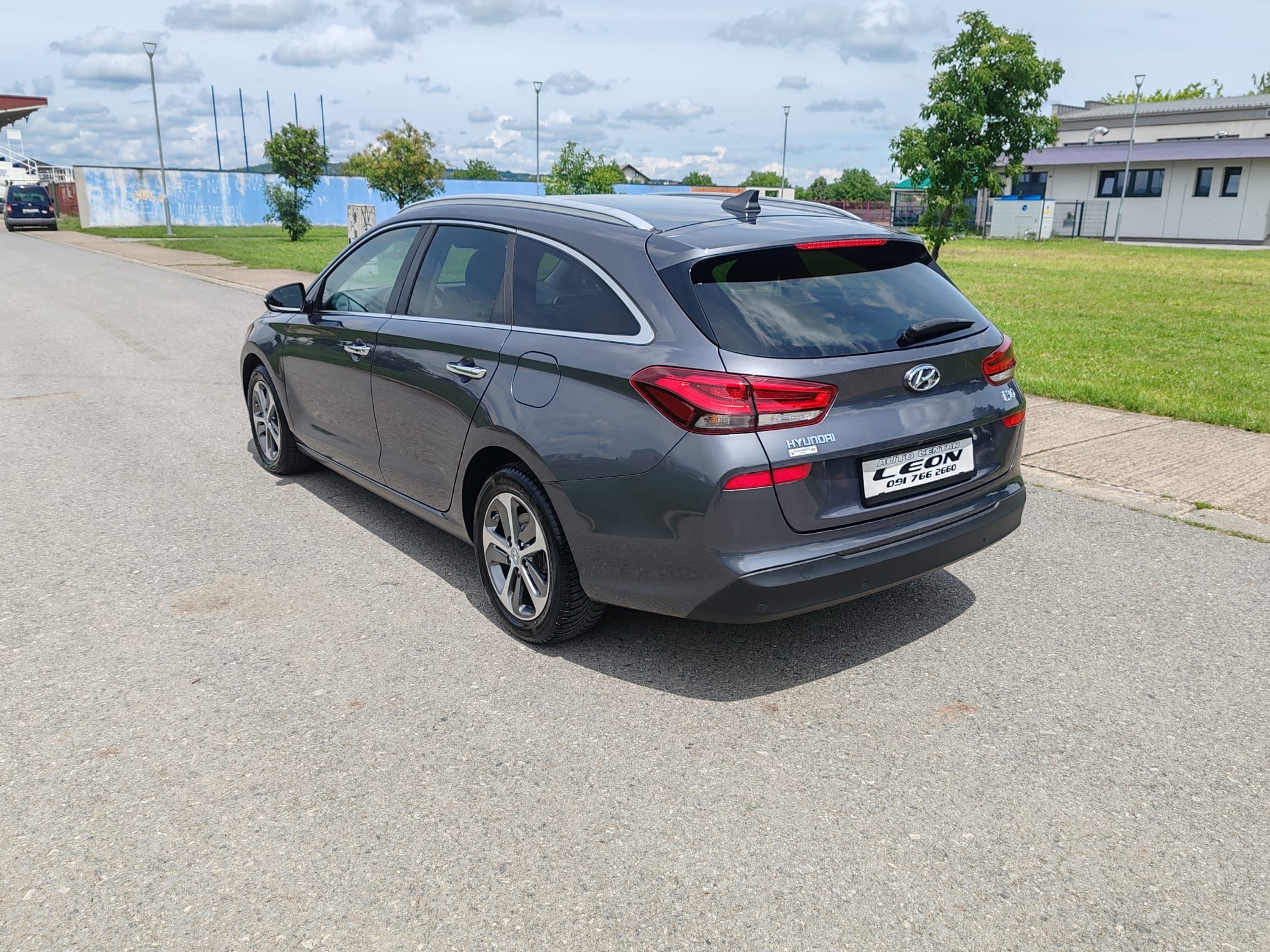 hyundai i30 1.6 crdi automatik, 67000 km . 2018 g - slika 6
