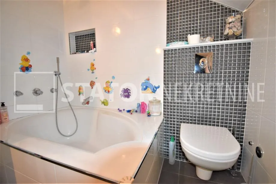 kuća: zagreb (šestine), miholići, 180.00 m2 (prodaja) - slika 9