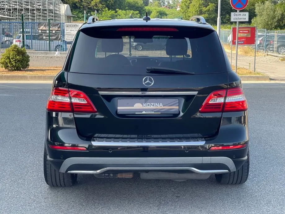••mercedes ml 350 cdi 4matic, amg, full oprema•• - slika 11