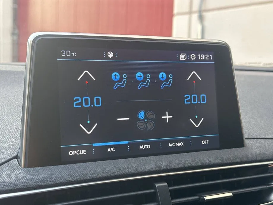 peugeot 5008 1,2 puretech *allure* 7 sjedala * jamstvo 24 mjeseca! - slika 21