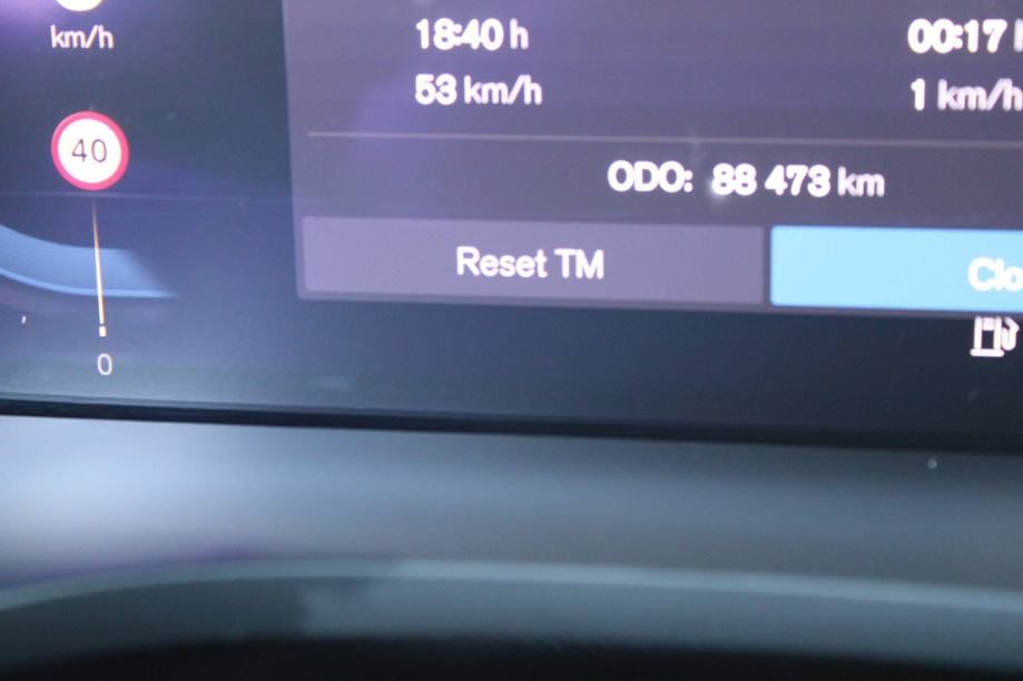 volvo xc60 2.0d awd automatik *led, navigacija, kamera* - slika 20