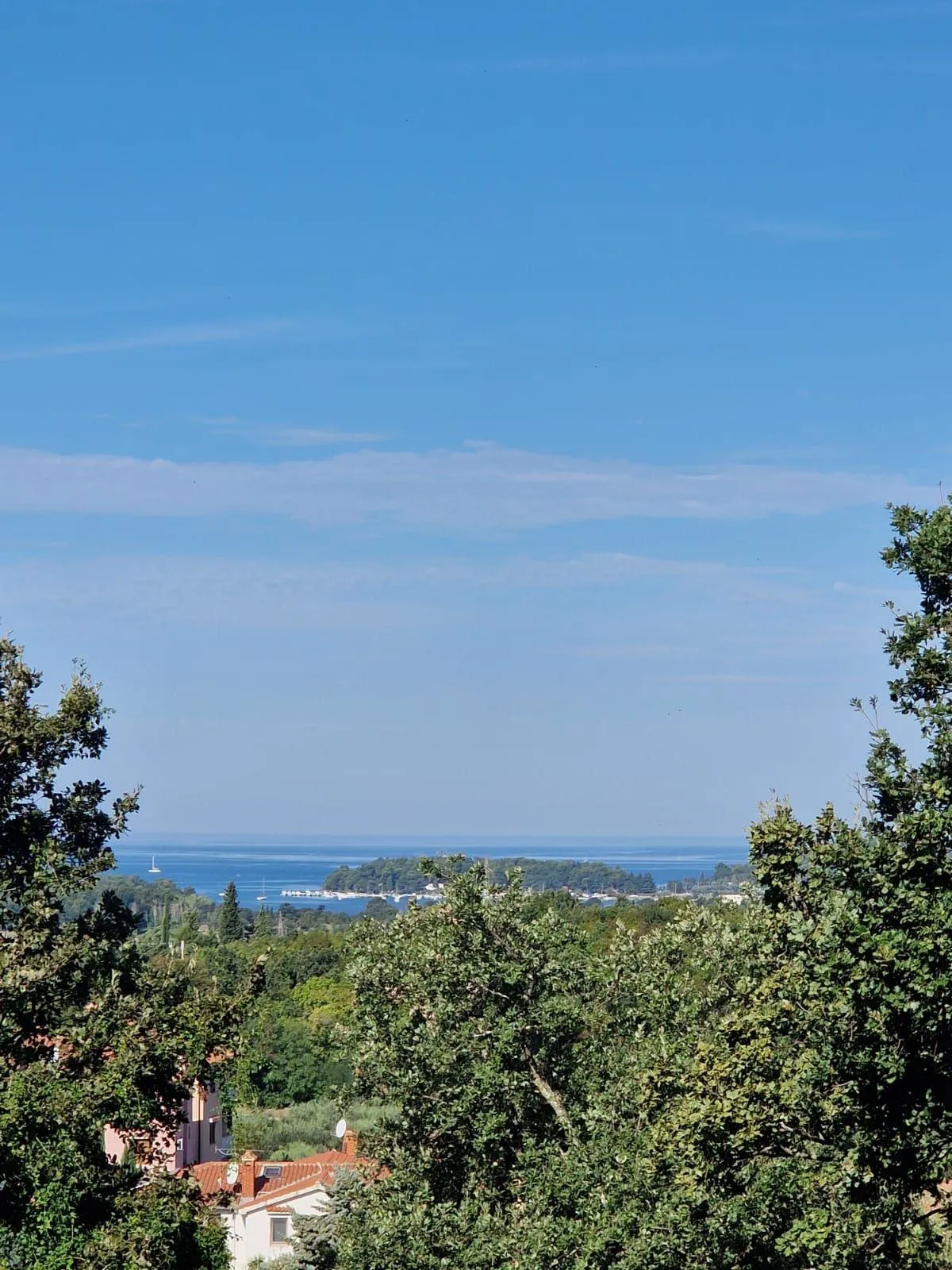 poreč-kuća sa tri stana na prodaji (prodaja) - slika 2