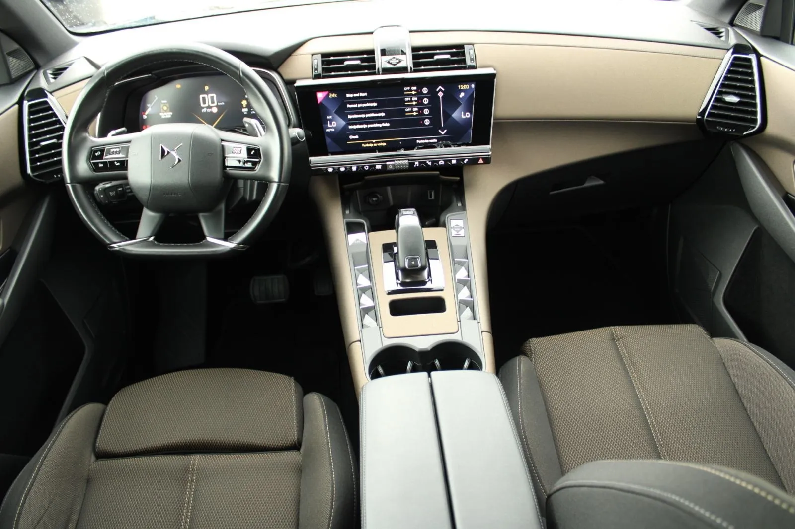 ds automobiles ds7 crossback 1.5 hdi automatik *navigacija* - slika 13