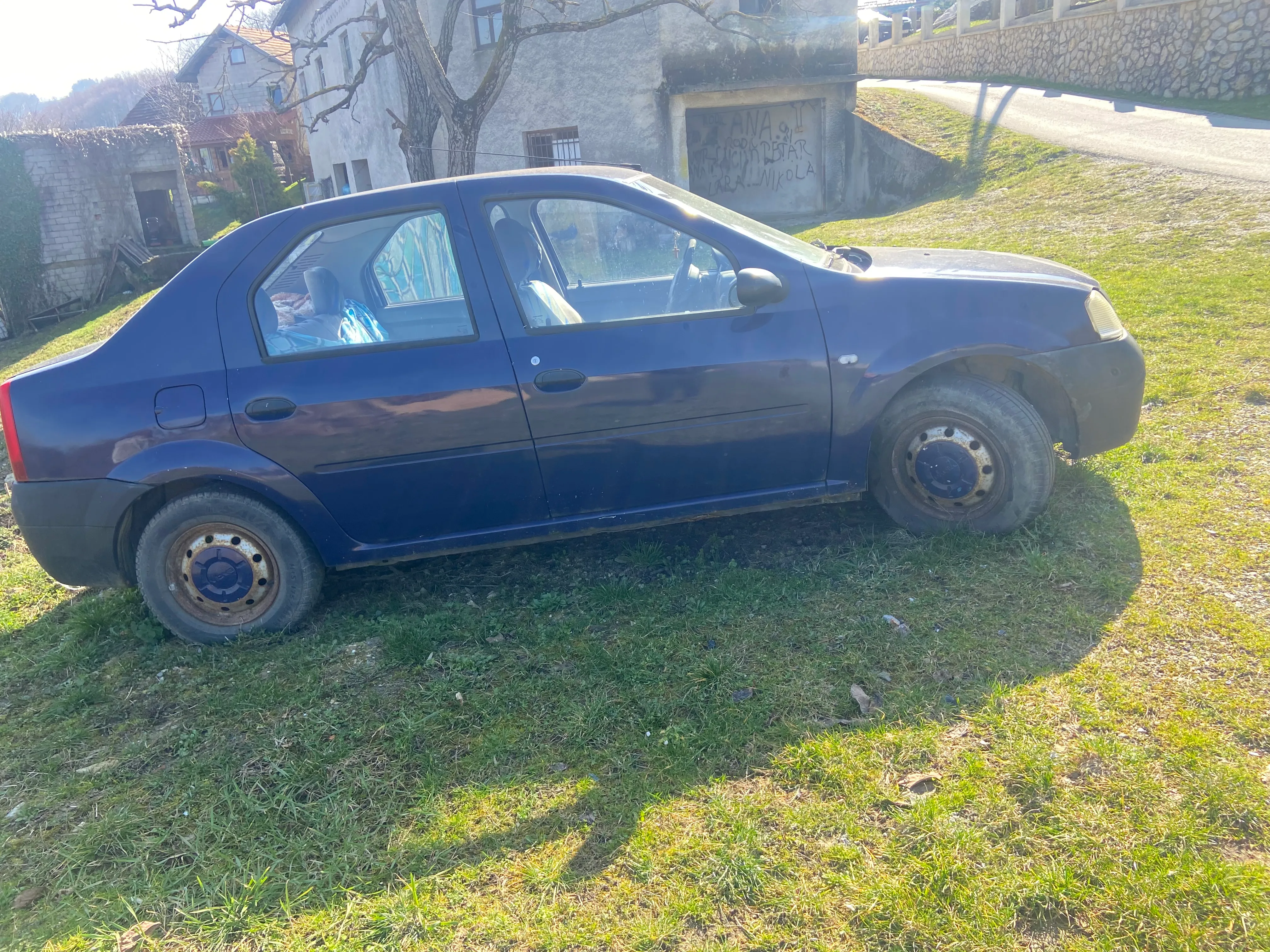 prodaja dacia logan - slika 3