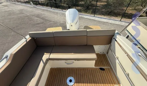 quicksilver activ 755 sundeck - u odličnom stanju, pažljivo održavan - slika 6