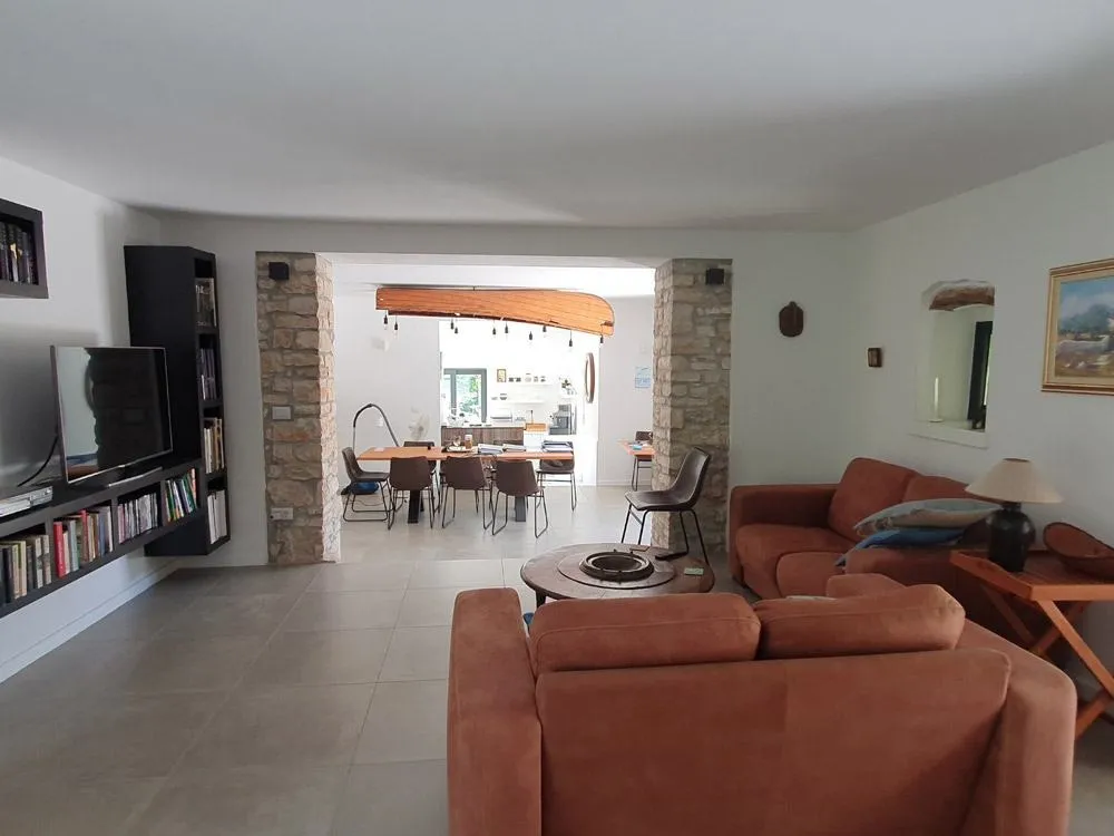 kuća: poreč, 349 m2, villa s bazenom, ljetnom kuhinjom, dupla garaža - slika 10