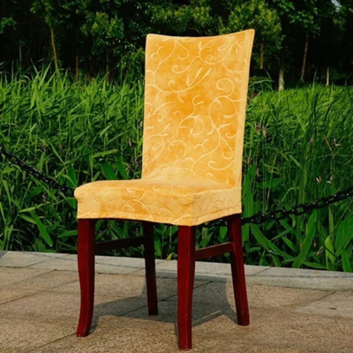 univerzalne plišane navlake za stolice foral velvet - slika 7