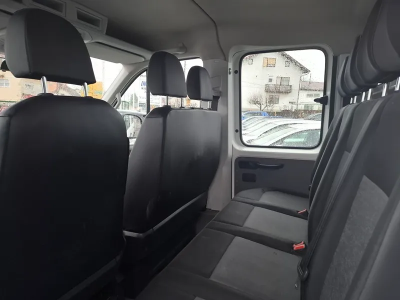 volkswagen crafter 2.0 tdi*140ks*dupla kabina*klima*kuka za vuču* - slika 9